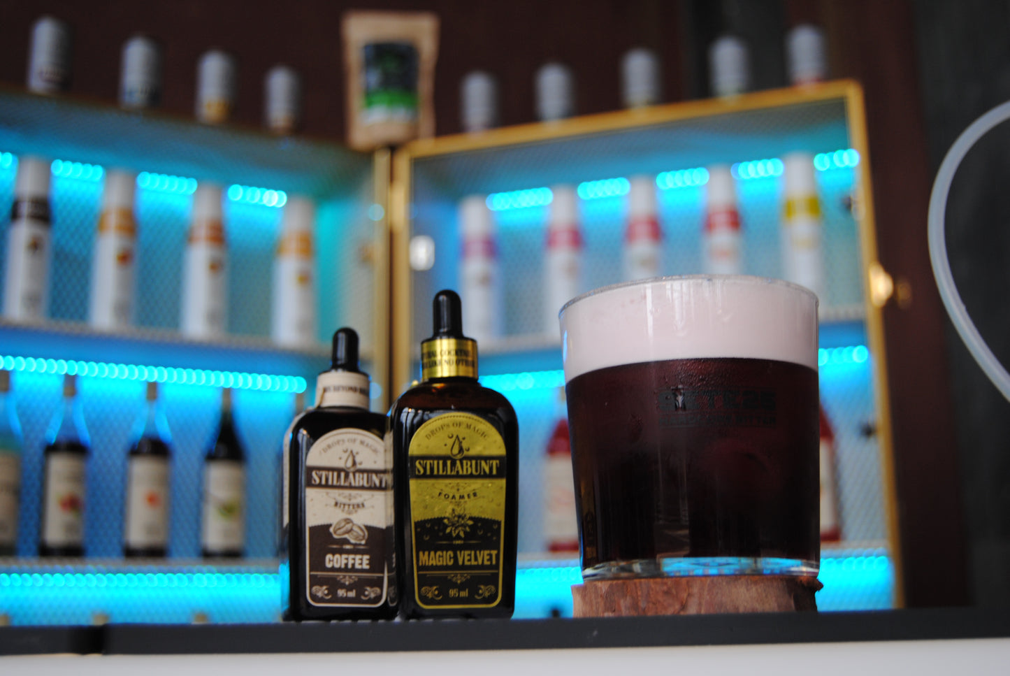 Viginti Unus Drops Of Magic Stillabunt